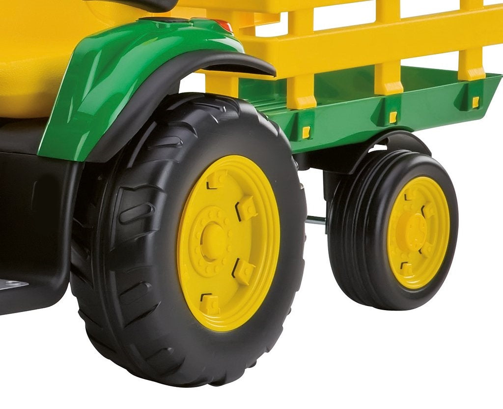 Peg Perego John Deere Ground Force with trailer 12 Volt