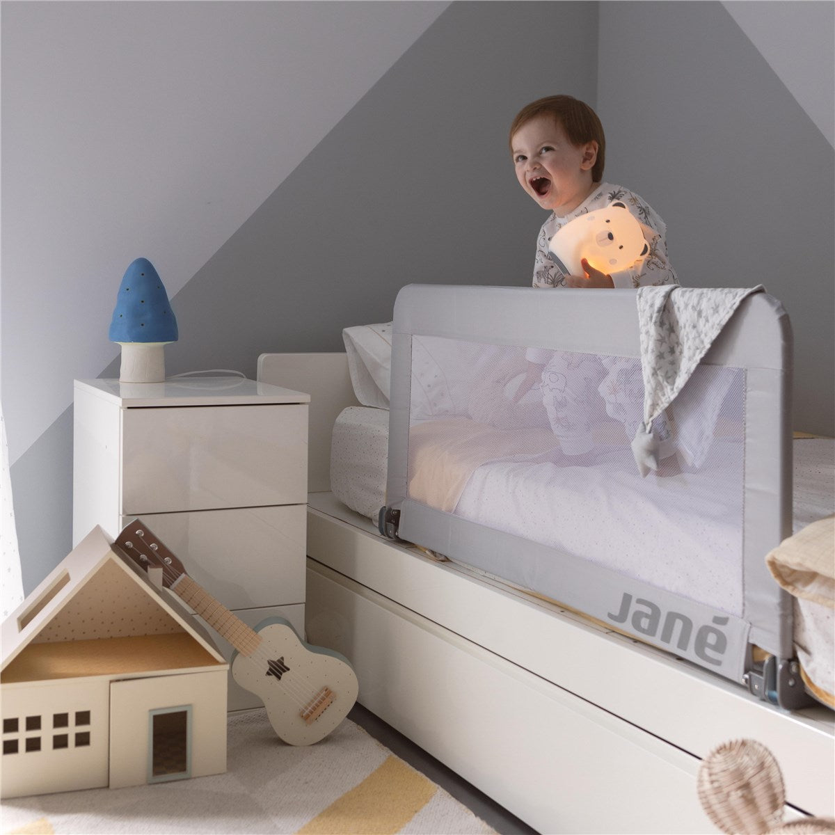 Jane Foldable Bed Guard Rail & Travel Bag