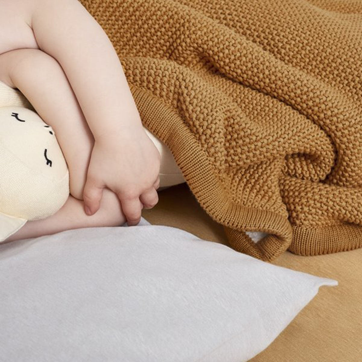 Little Green Sheep Organic Knitted Fleece Baby Blanket