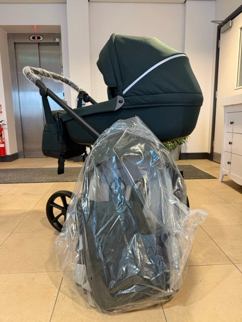 Noordi Fjordi V2 Limited Edition With Travel Carrier Car Seat - Forest Green (OPEN BOX)