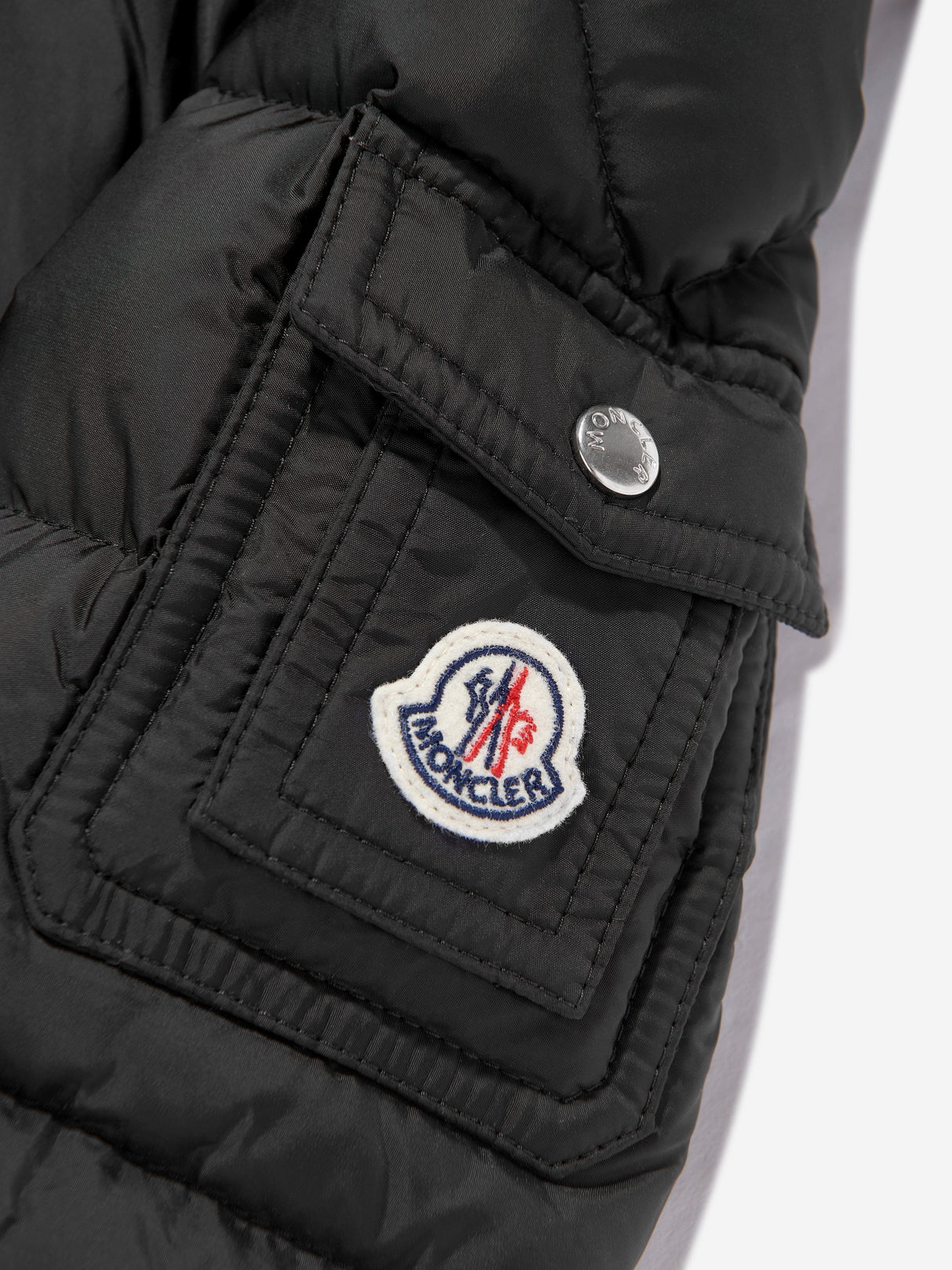 Moncler Enfant Boys New Byrone Down Padded Jacket in Black