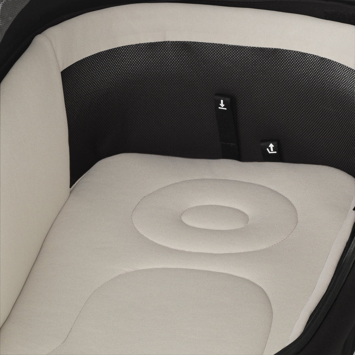 Jane Newel + Carrycot + Koos iSize R1 - 10 Piece Travel System Bundle
