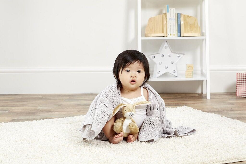 Rainbow Designs Guess How Much I Love You Soft Toy & Blanket Gift Set