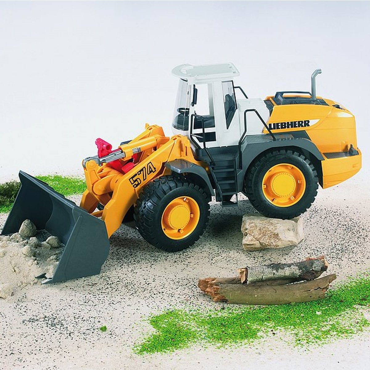 Bruder Liebherr Articulated Toy Road Loader L574, Scale 1:16