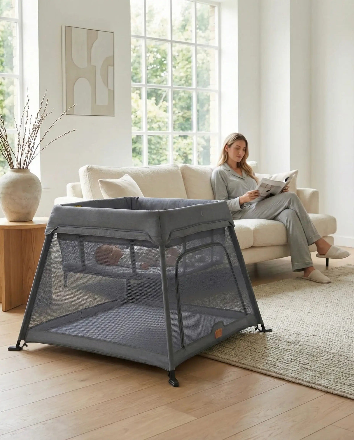 Airpod 3 Travel Cot Includes Newborn Insert - Light Grey