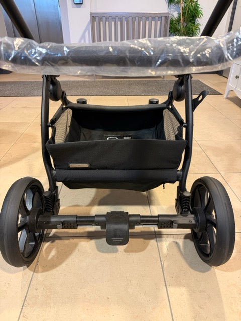 Noordi Fjordi V2 Limited Edition With Travel Carrier Car Seat - Forest Green (OPEN BOX)