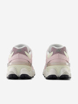 New Balance Girls 9060 Trainers in Pink