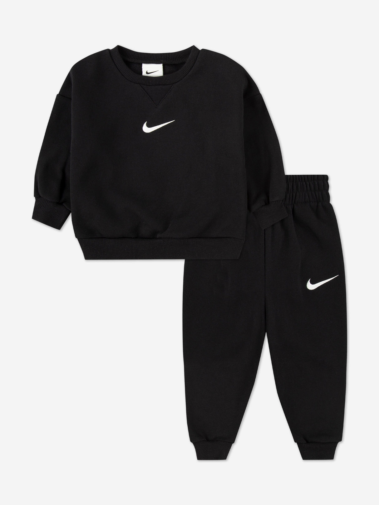 Nike Kids Essential Fleece Tracksuit in Black