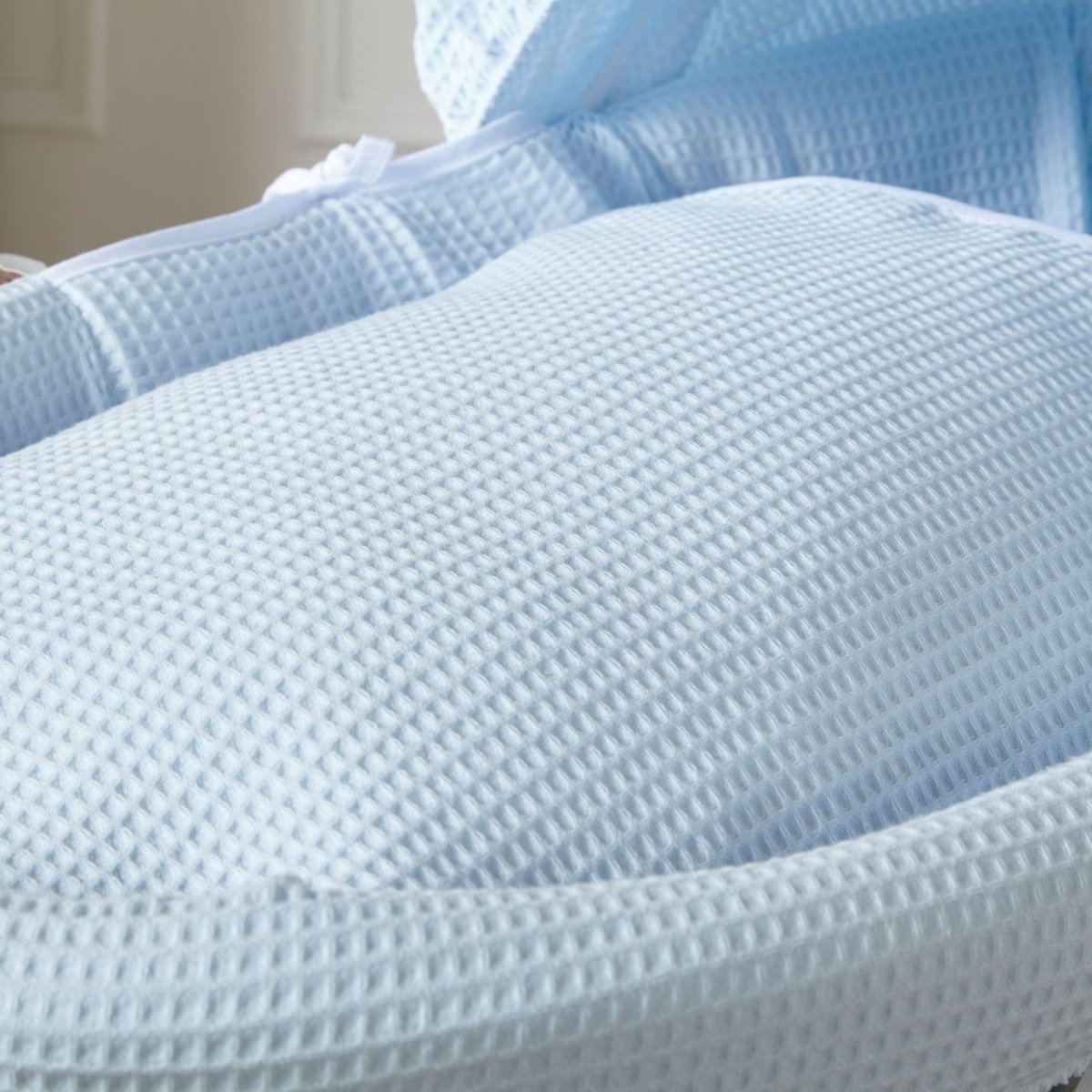 Blue Waffle Grey Wicker Baby Moses Basket With Stand